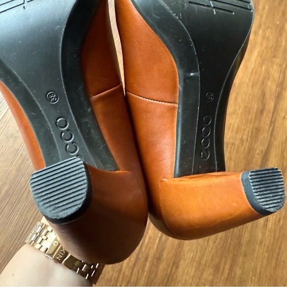 Ecco Heels Womens 38 US 7 Shape 55 Plateau Pump Amber Brown Leather Shoes Career - Picture 6 of 12
